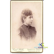 Jacqueline Leopoldine Daams-Peters (1867-1926) vz F000006